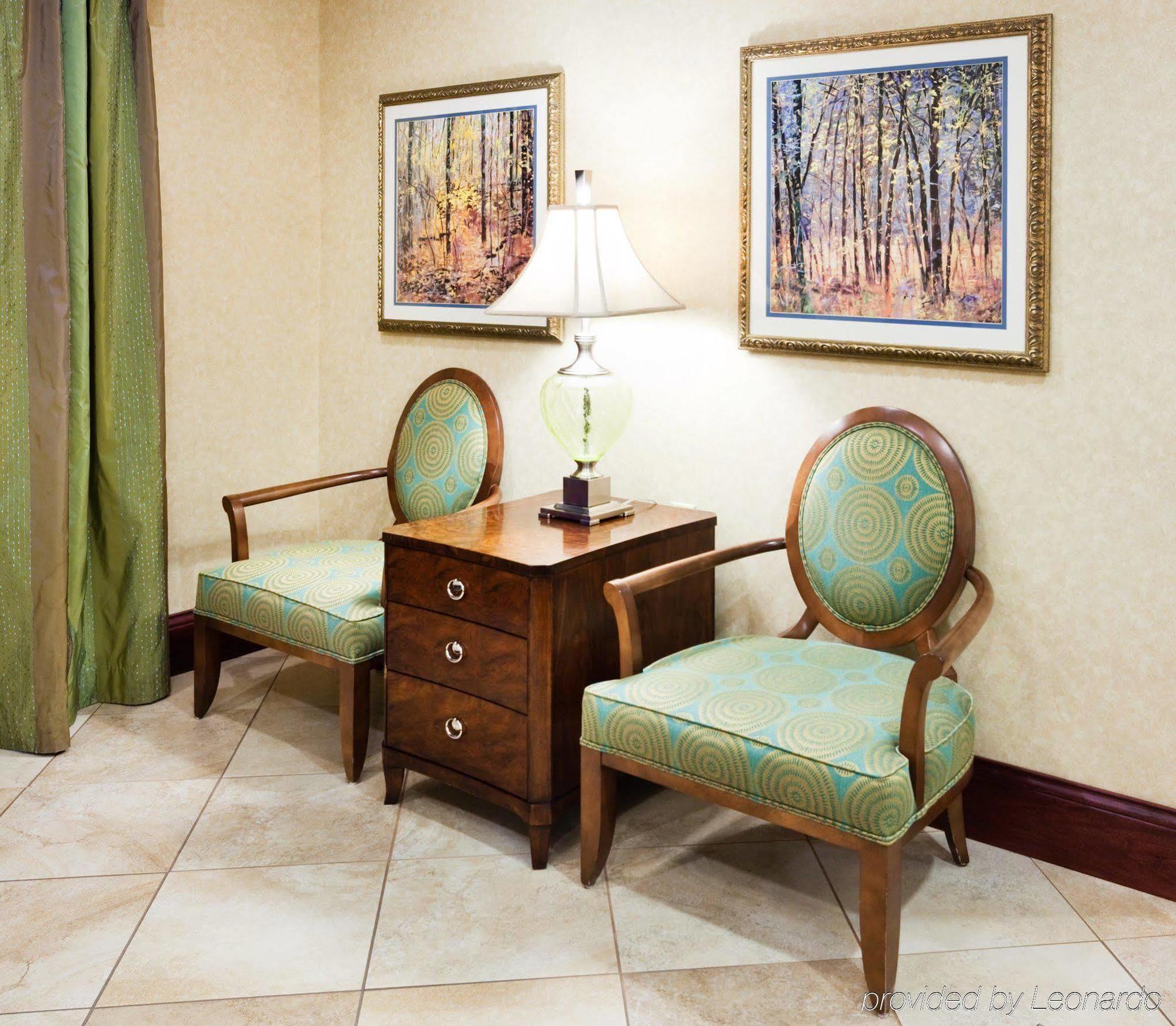 Holiday Inn Express & Suites Lebanon-Nashville Area By Ihg Pokoj fotografie